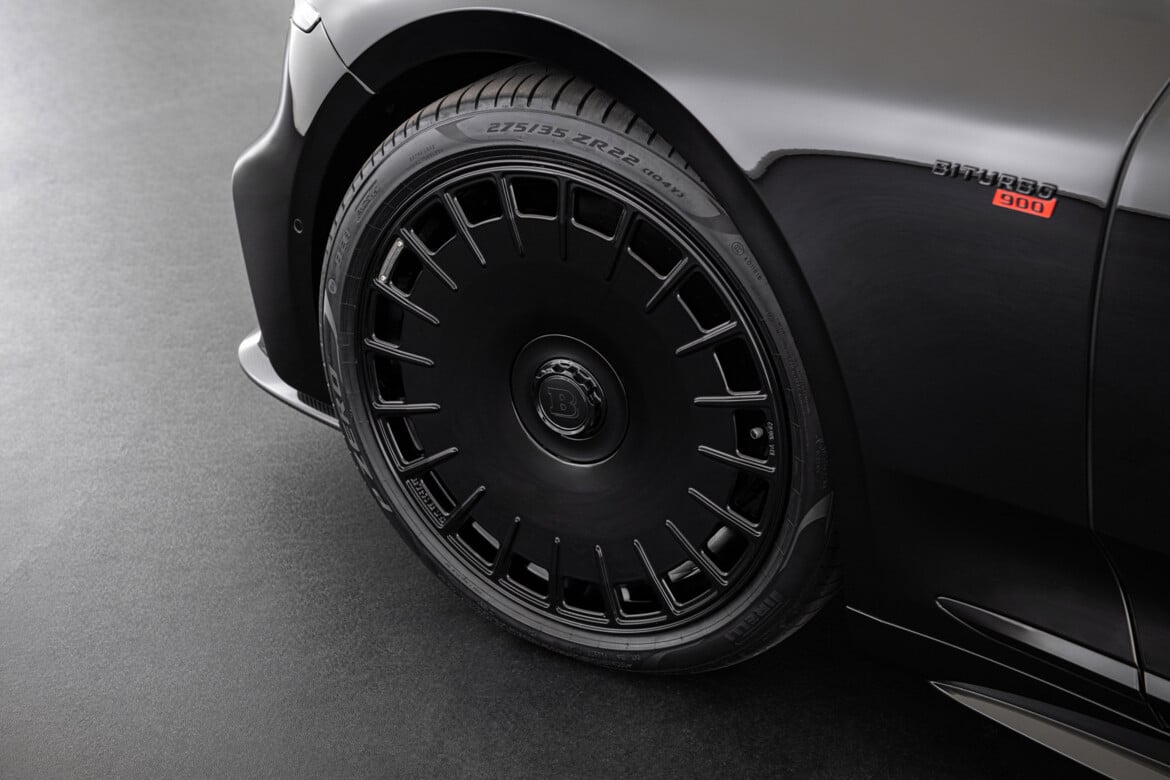 2026 Brabus 900 - Photo 4