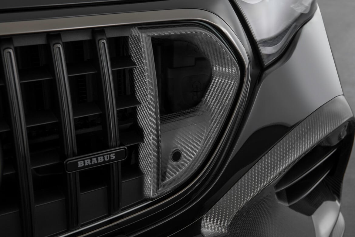 2026 Brabus 700 - Photo 2