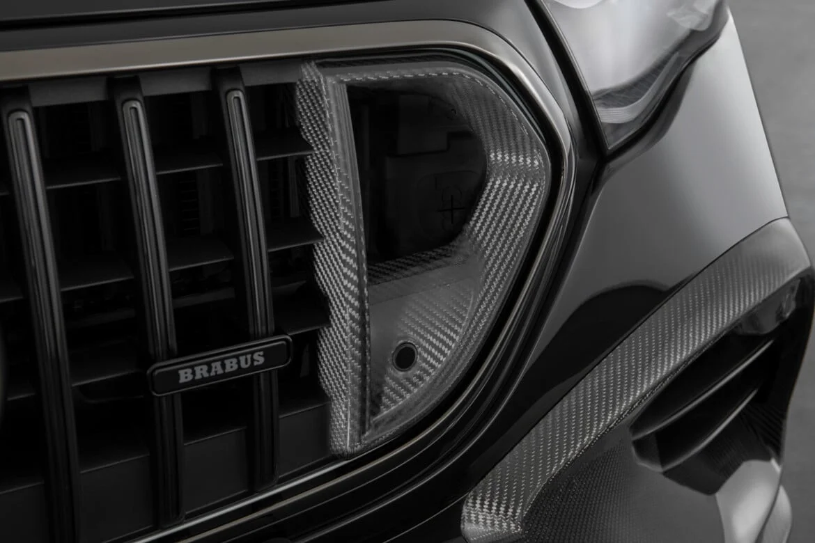 2026 Brabus 700 - Photo 2