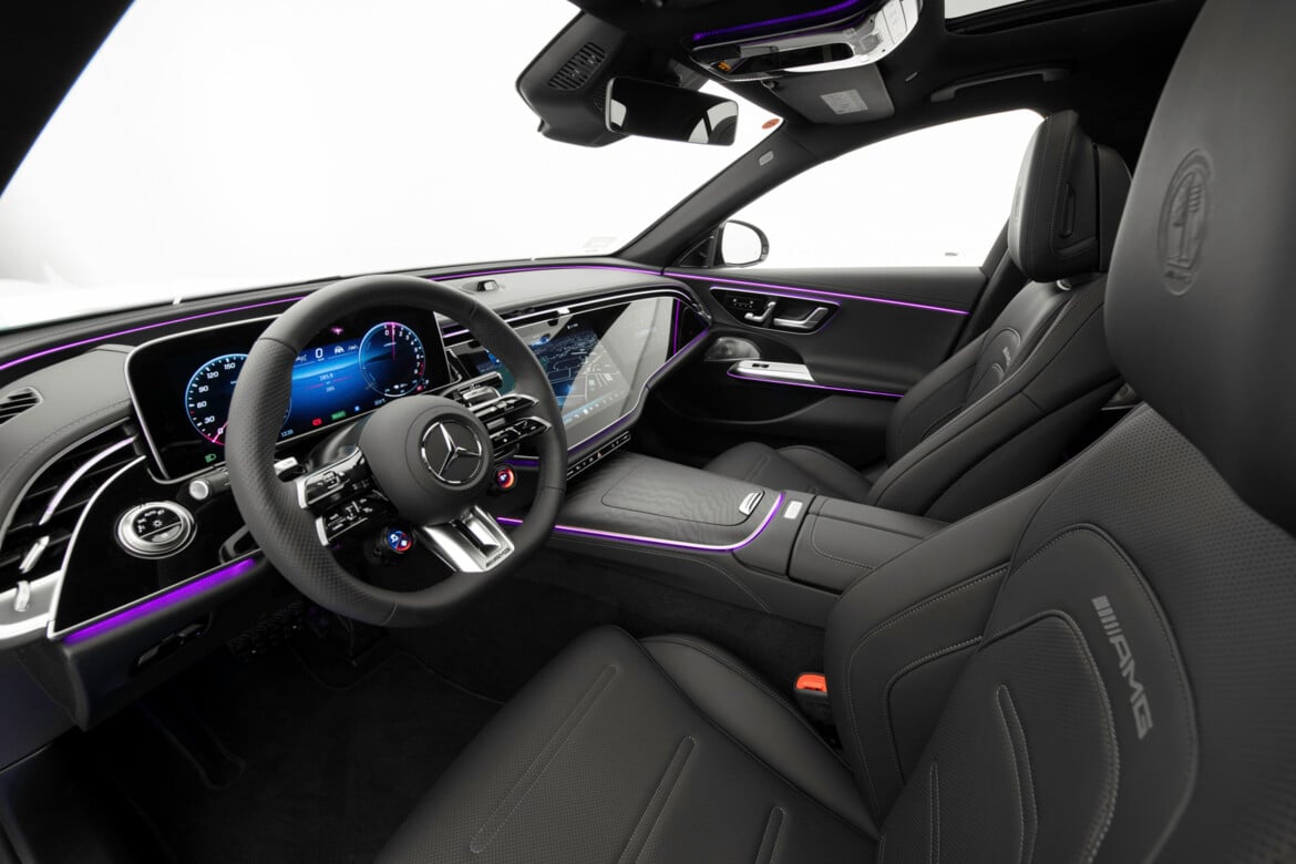 2026 Brabus 700 - Photo 12