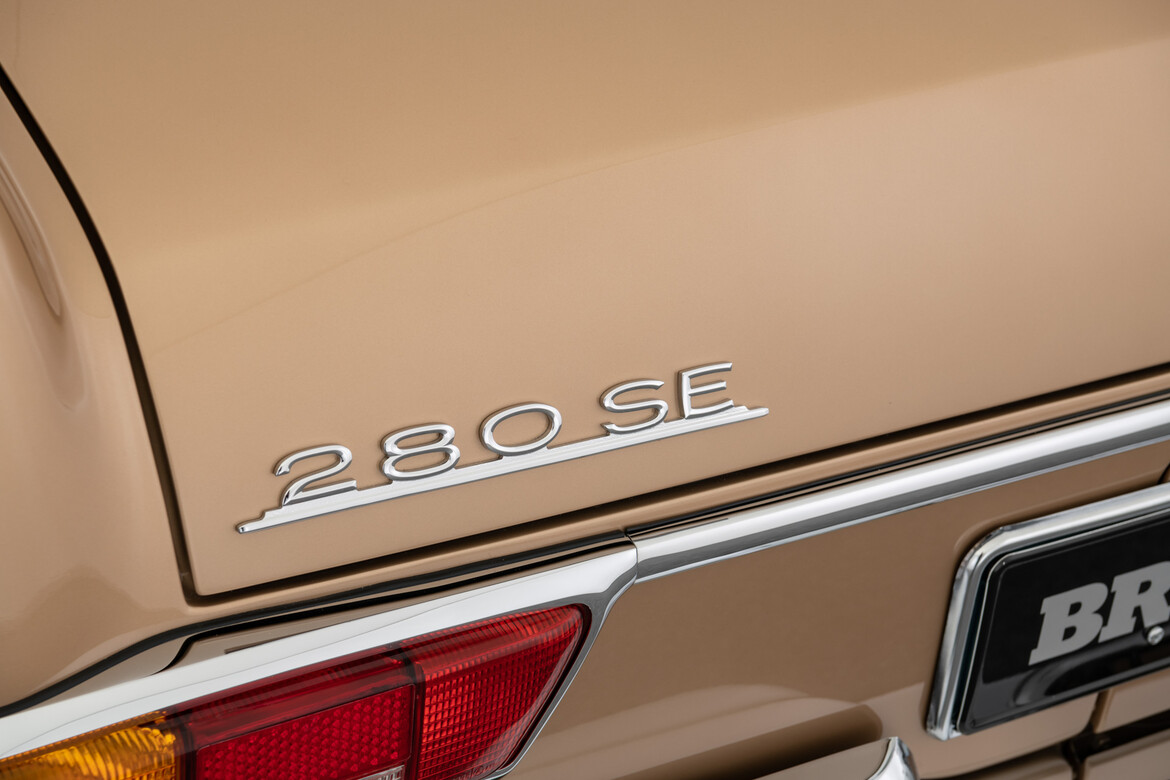 1971 Mercedes-Benz 280 SE - Photo 10