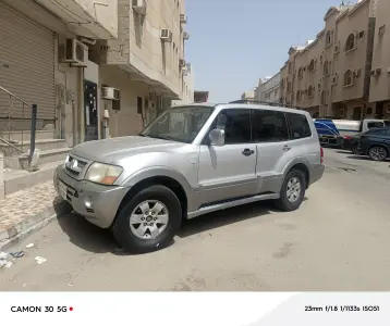 2003 Mitsubishi Pajero